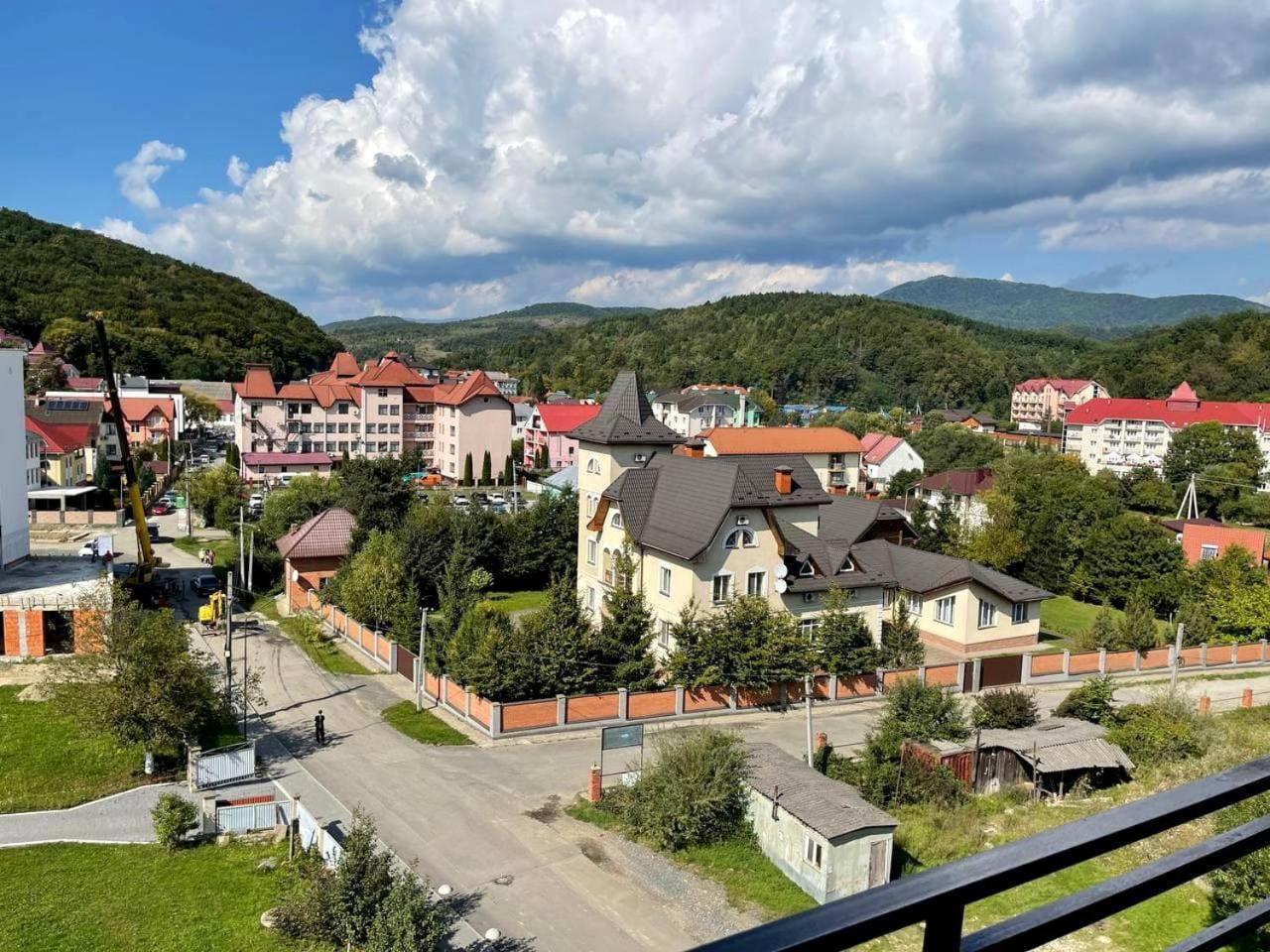 Сонячна Квітка Poljana Exterior foto